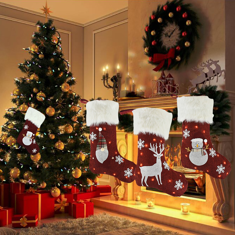 Skarpety świąteczne z lampkami – Christmas Stocking Hanging recenzja i cena